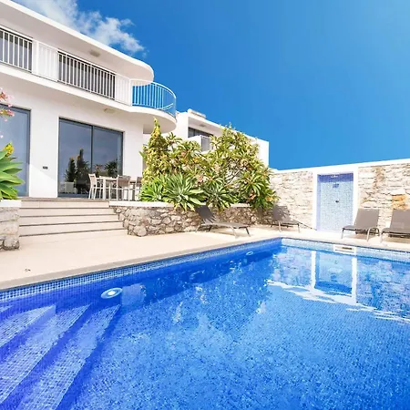 Casa Flores Calheta (Madeira)