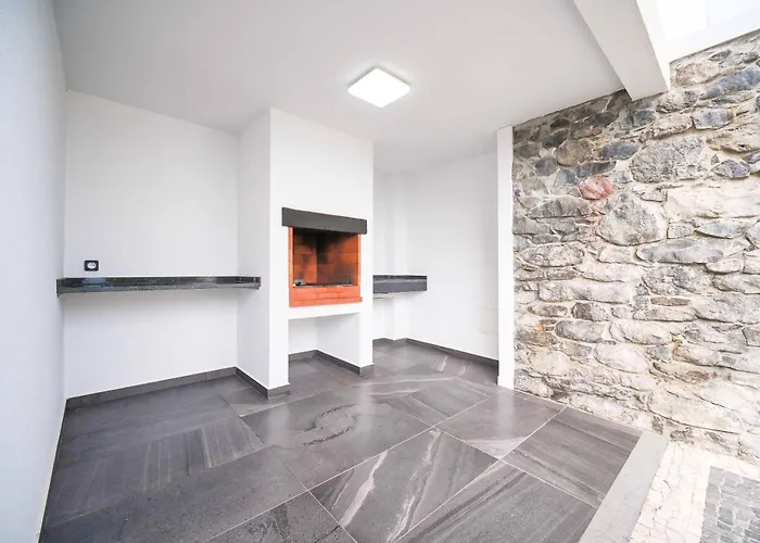 Casa Flores カリェタ